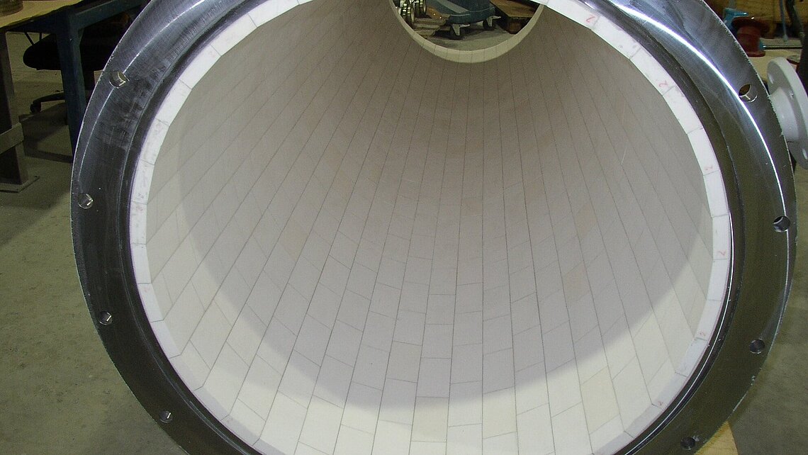 Individuell angepasste, keramische Auskleidungen