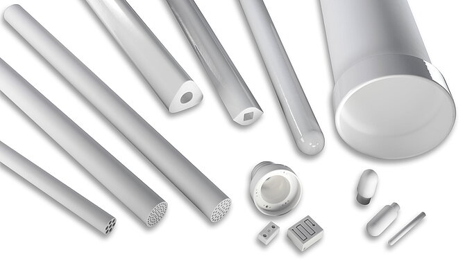 Verschiedene keramische Rohre und Röhrchen